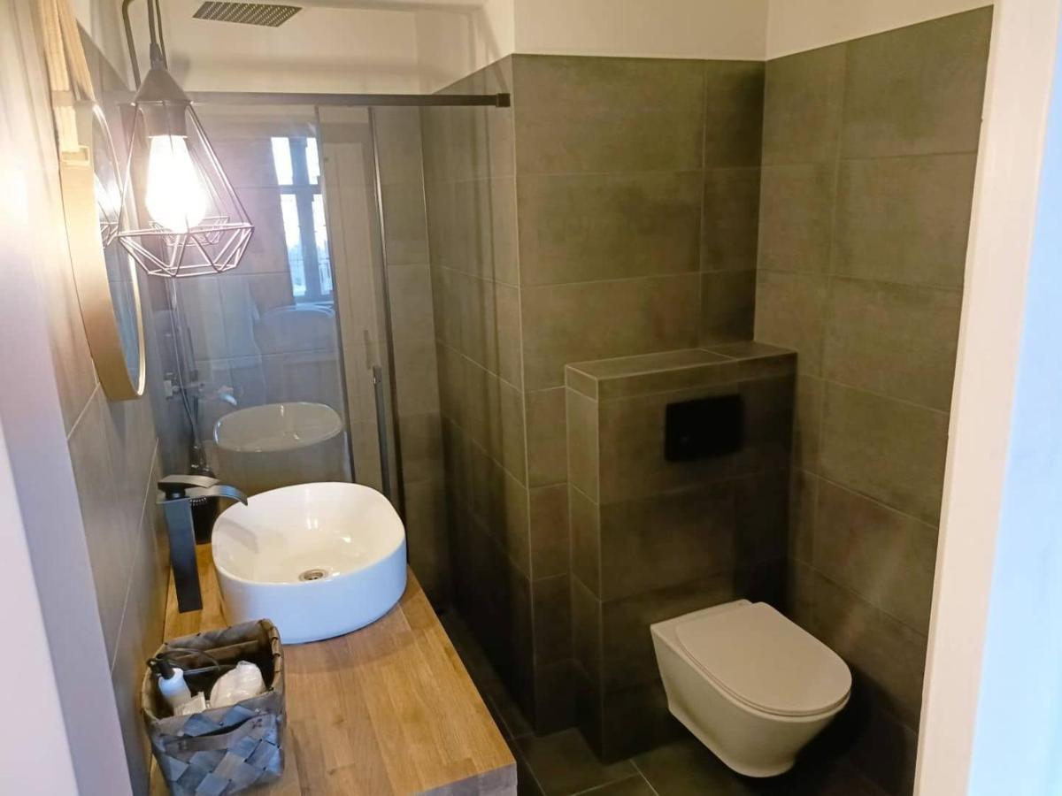 Апартаменты Loft Szewska 6 - Old Town - Parking Free Торунь Экстерьер фото